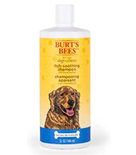 Burt's Bees for Dogs Natural Itch Soothing Shampoo with Honeysuckle | Anti-Itch Dog Shampoo for All Dogs with Dry, Itchy, and Sensitive Skin | Cruelty Free, Sulfate & Paraben Free - 32 Oz